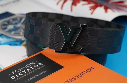 Ремень двухсторонний Louis Vuitton Шоу -рум