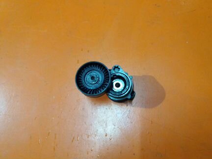 Ролик натяжитель ремня дв BMW X5 e53