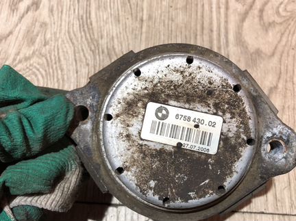 Подушка двигателя BMW X5 E53 M54B30