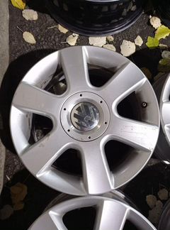 Диски бу оригинал R16 P на VW