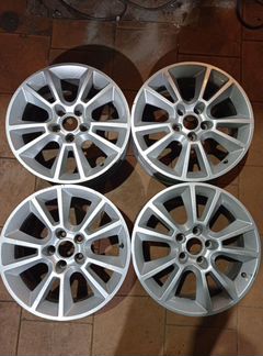 Диски бу оригинал R17 P на Opel