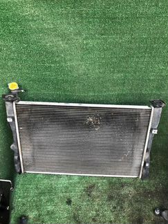 Радиатор охлаждения Mitsubishi Colt Z34A 4A90