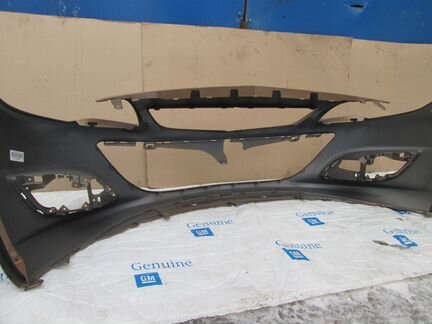 Opel Astra J бампер золотистый новый