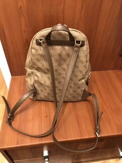 Рюкзак женский Guess