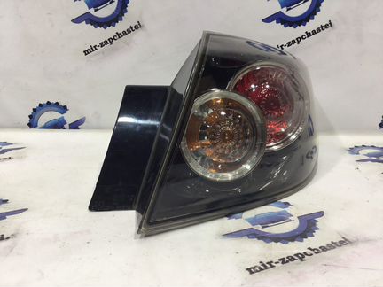 Фонарь задний правый Mazda 3 BK Хетчбек