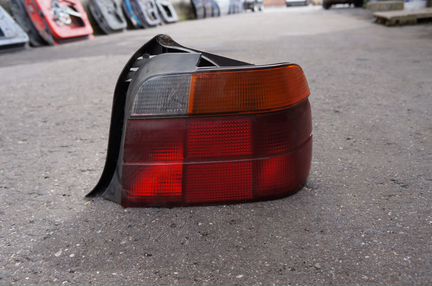 BMW E36 компакт задний правый стоп сигнал