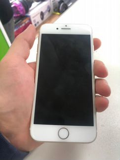 Телефон iPhone 7 128 рст