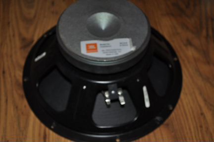 Динамик JBL 12 дюймов новый