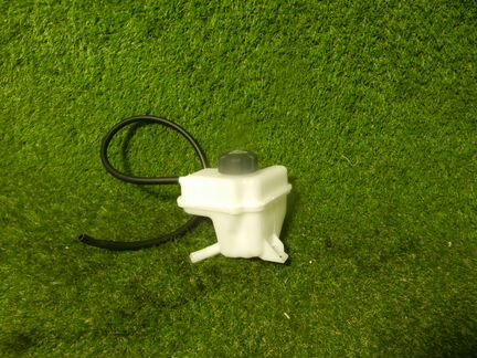 Расширительный бачок Nissan qashqai J10