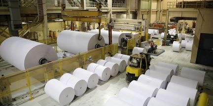 Подсобные рабочие на бумажное производство