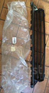 Решетка бампера нижняя lexus GS300/350/400/460 08