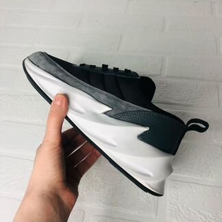 Кроссовки Adidas Sharks