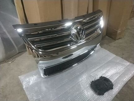 Фольксваген решетка радиатора Туарег 7L