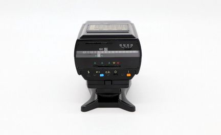 Фотовспышка Metz Mecablitz 32 Z-1