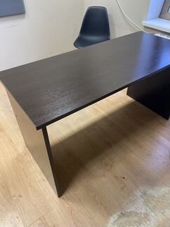 Письменный стол