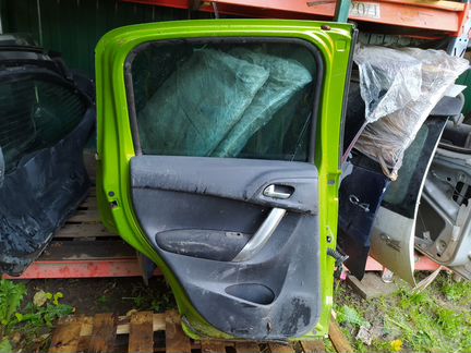 Дверь задняя левая Citroen C3 2010 +