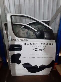 Дверь передняя правая/левая Grand Starex