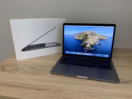 Apple MacBook Pro 13 /2017/ идеальный
