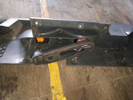 Фонарь задний Renault Trafic Opel Vivaro