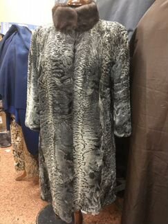 Шуба из каракульчи