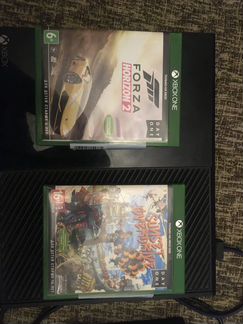 Xbox One 500 GB + 2 крутые игры + джой с аккумом