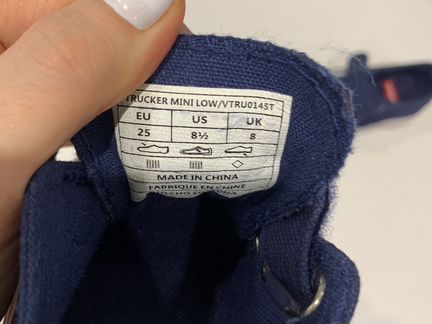 Levis кеды