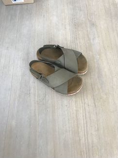 Сандали Zara