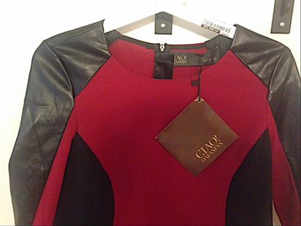 Новое комбинированное платье S на широкие бедра