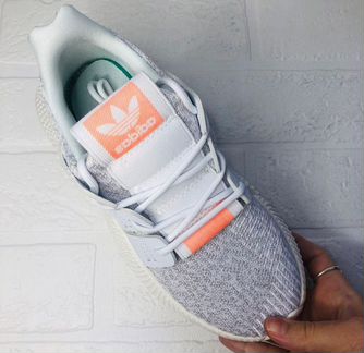 Кроссовки Adidas