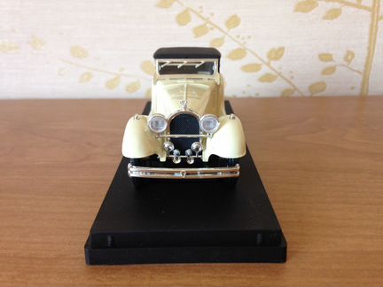 Коллекционная модель автомобиля Bugatti Royale