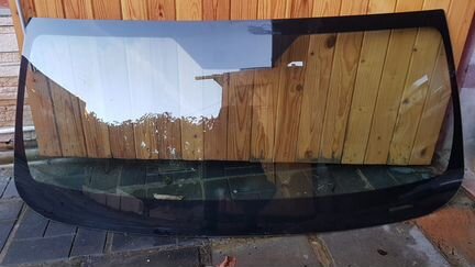 Лобовое стекло Jeep Cherokee