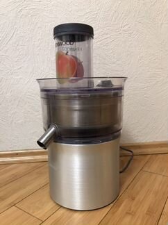Соковыжималка Kenwood JE950