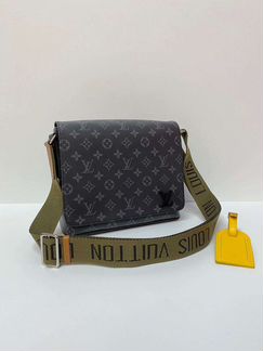 Сумка Louis Vuitton District PM
