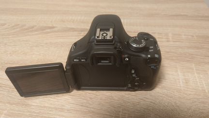 Продам Canon Rebel T3i (EOS 600D)