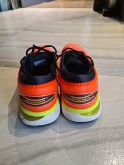 Кроссовки Asic Gel-Kayano 25 (оранжевые)