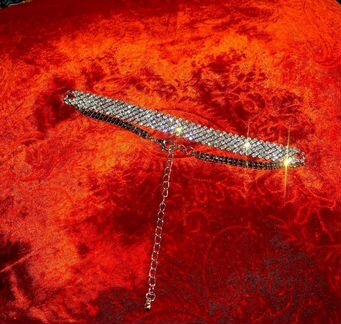 Изящный чокер на шею