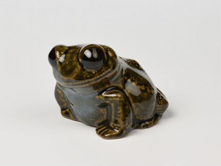 Жаба статуэтка Румыния