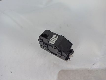 Кнопка ESP и Аварийки W204