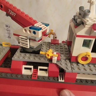 Корабль Lego оригинал