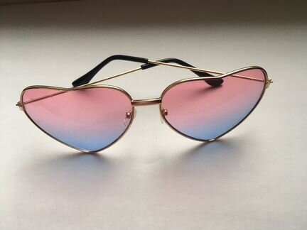 Солнцезащитные очки