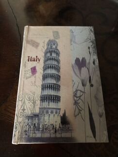 Шкатулка в виде Книги для хранения денег