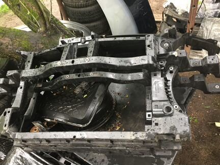 Радиатор охлаждения 1K0121251AC VW Passat B6