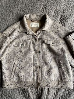 Куртка накидка легкая змеиная расцветка