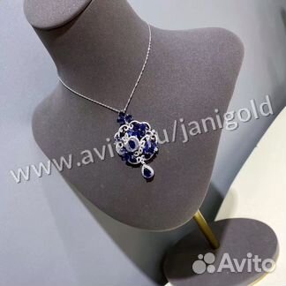 Золотой кулон с бриллиантами