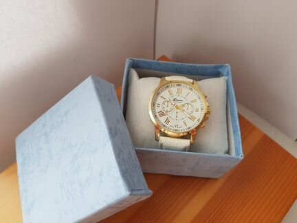 Часы в подарок