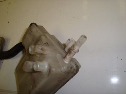 Бачок для тормозной жидкости Ford Focus 2 hxda