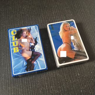 Карты игральные с изображением Женщин