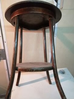 Стол жардиньерка