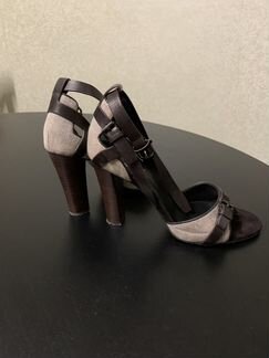 Босоножки женские