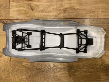 E-revo 2.0 корка, спойлер, чехол